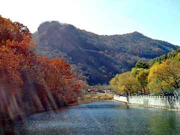 澳门二四六天天彩图库，南山婚纱摄影